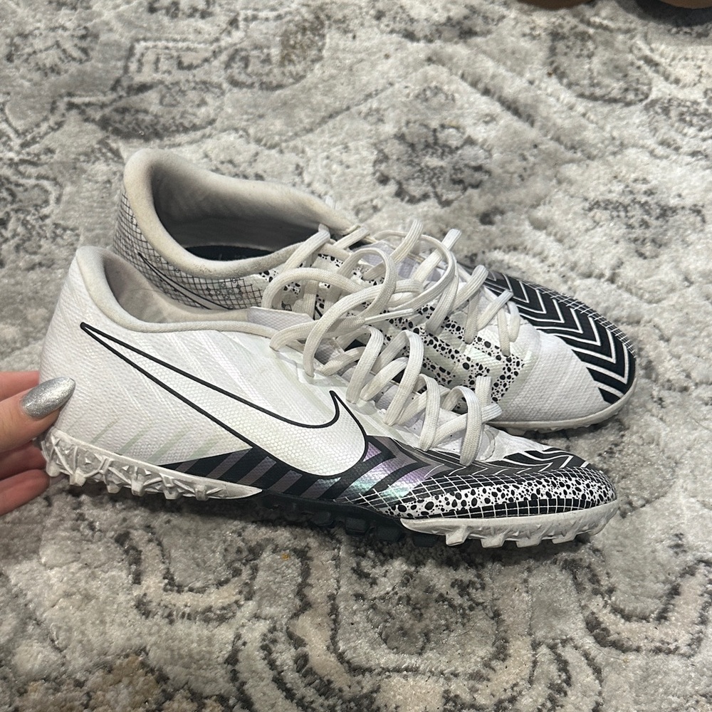 NEW YEAR SALE 20% OFF Nike Women's Black and White Athletic turf soccer cleats